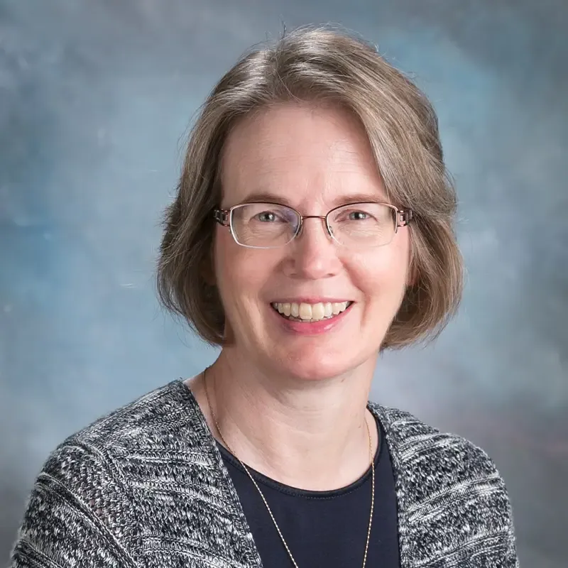 Headshot of Lynn Frank